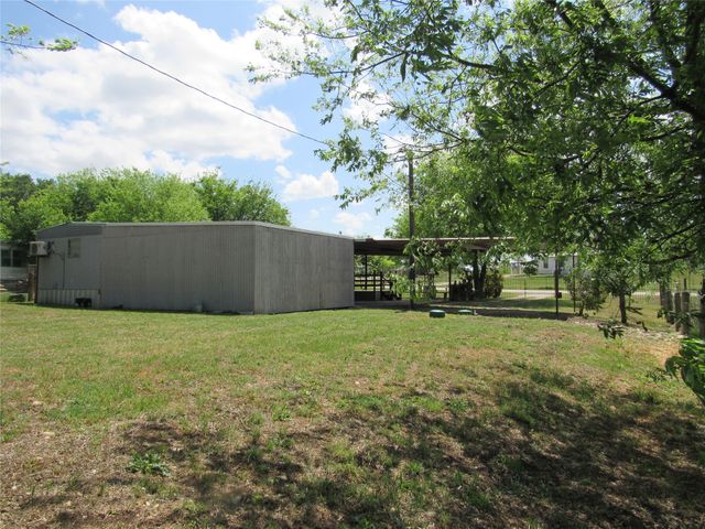 8927 Cartwright Drive, Cresson, TX 76035
