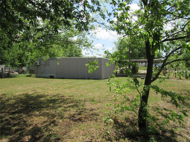 8927 Cartwright Drive, Cresson, TX 76035