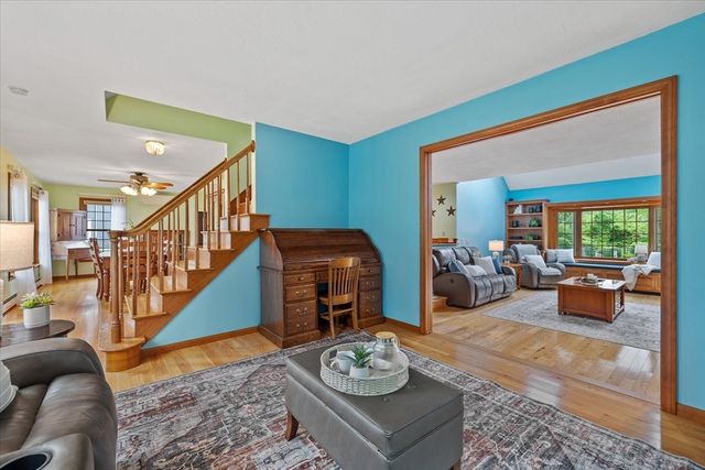 12 Rice Rd, Auburn, MA 01501