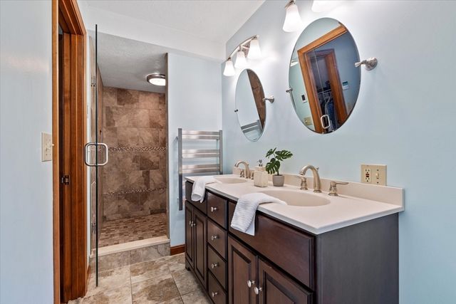 12 Rice Rd, Auburn, MA 01501