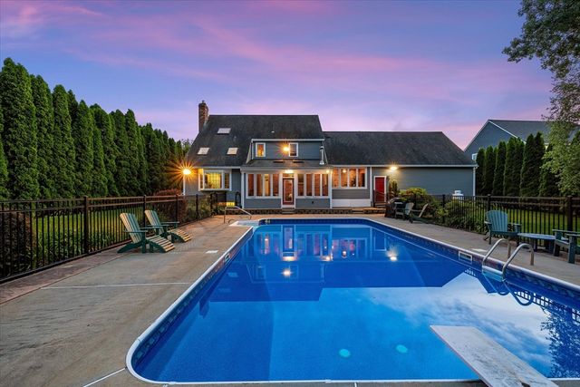 12 Rice Rd, Auburn, MA 01501