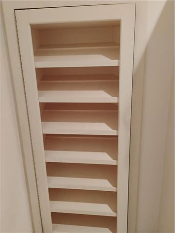 724 VILLAGE Drive, Girard, KS 66743