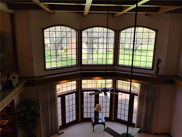 724 VILLAGE Drive, Girard, KS 66743