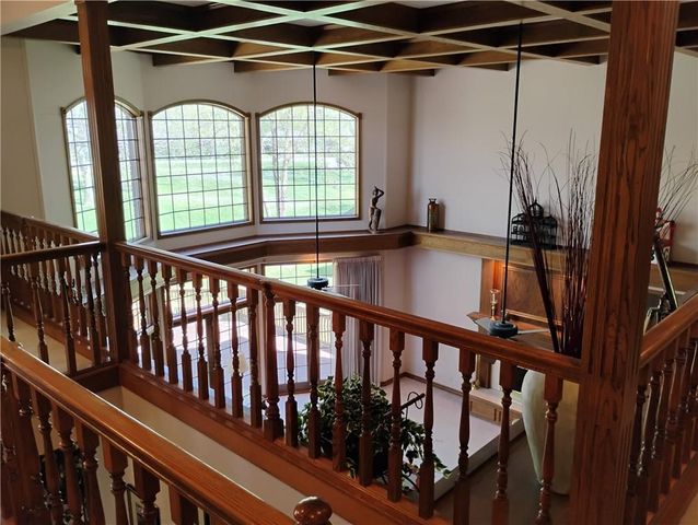 724 VILLAGE Drive, Girard, KS 66743