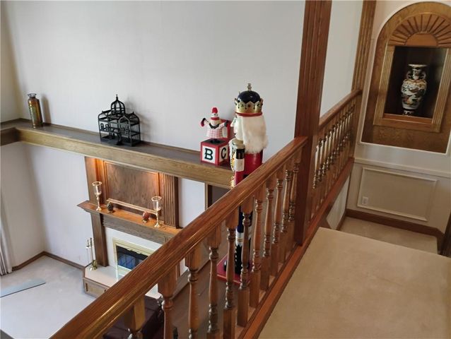 724 VILLAGE Drive, Girard, KS 66743