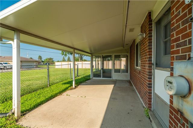 970 W Alkaline Springs Road, Vandalia, OH 45377