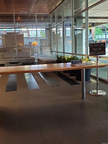 300 E 3rd St Apt 703, Little Rock, AR 72201