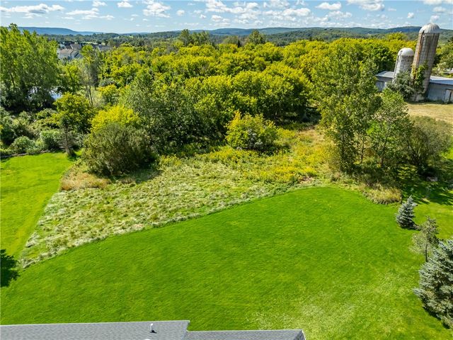 5199 Crescent Hill, Canandaigua Town, NY 14424