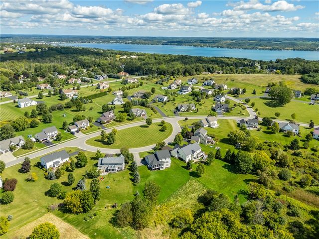 5199 Crescent Hill, Canandaigua Town, NY 14424