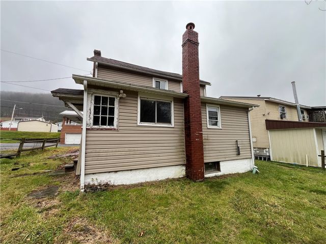 213 Laurel Street, Northern Cambria School District, PA 15714