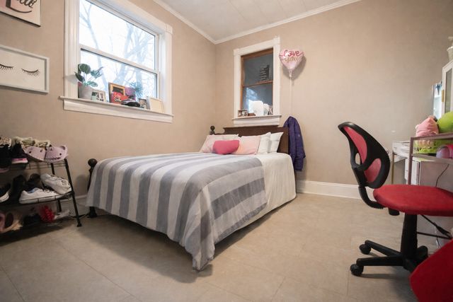 1502 S Galena Avenue, Dixon, IL 61021