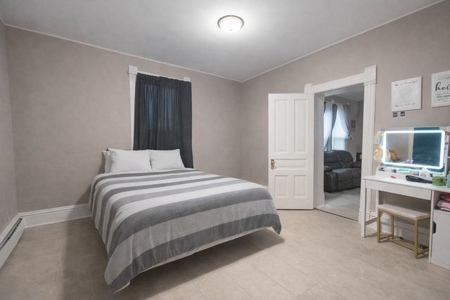 1502 S Galena Avenue, Dixon, IL 61021