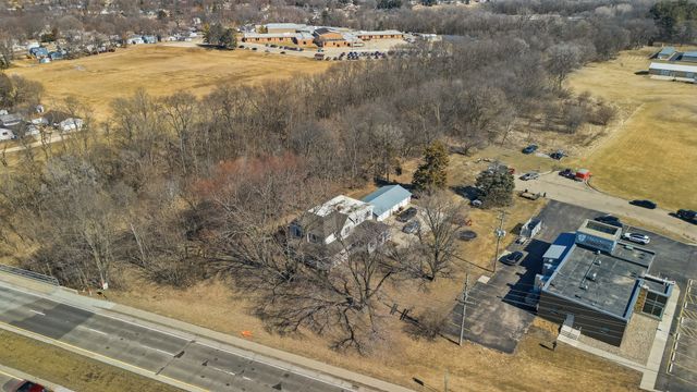 1502 S Galena Avenue, Dixon, IL 61021