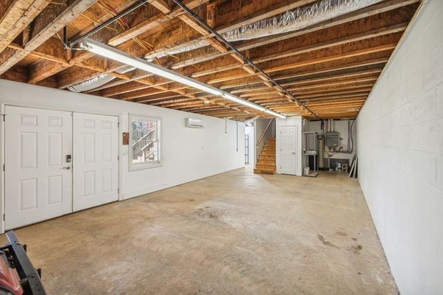 101 Cypress Point Dr, Winchester, TN 37398