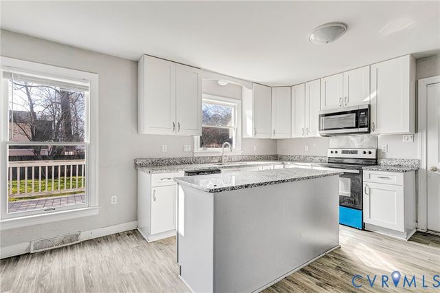 7403 River Pine Dr, Mechanicsville, VA 23111