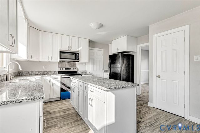 7403 River Pine Dr, Mechanicsville, VA 23111