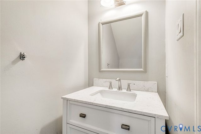 7403 River Pine Dr, Mechanicsville, VA 23111