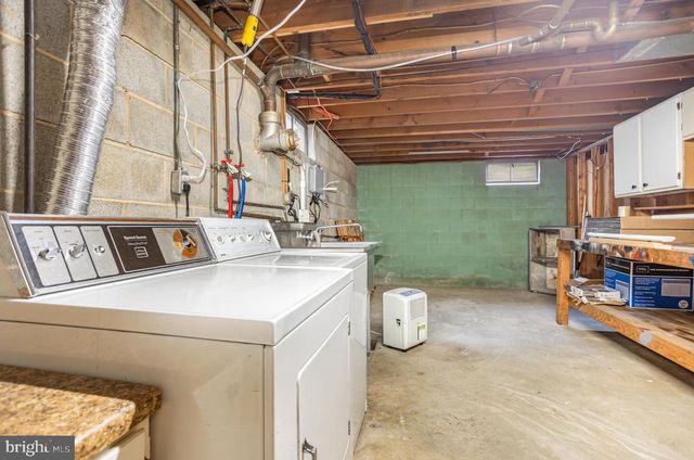 4606 S CLEARVIEW DR, Camp Hill, PA 17011