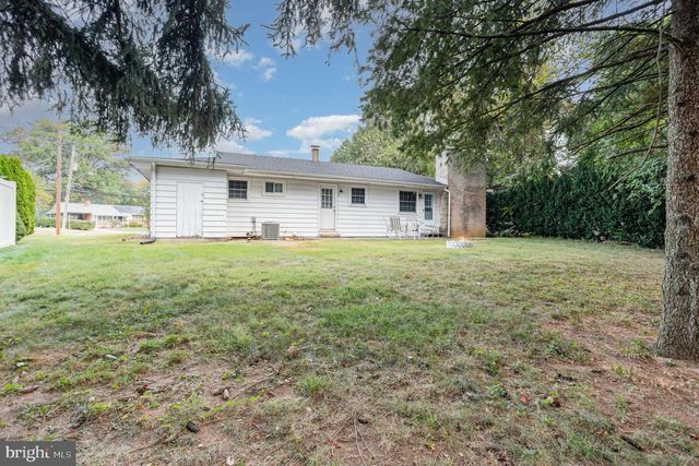 4606 S CLEARVIEW DR, Camp Hill, PA 17011