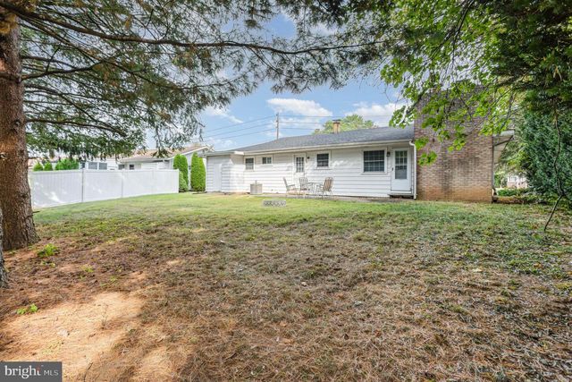 4606 S CLEARVIEW DR, Camp Hill, PA 17011