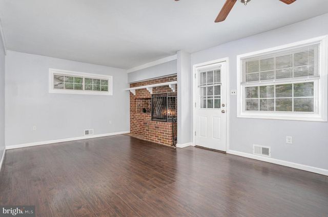 4606 S CLEARVIEW DR, Camp Hill, PA 17011