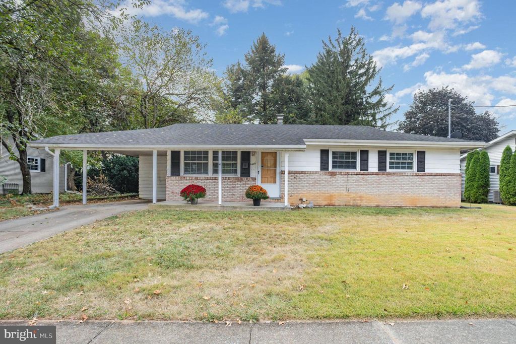 4606 S CLEARVIEW DR, Camp Hill, PA 17011