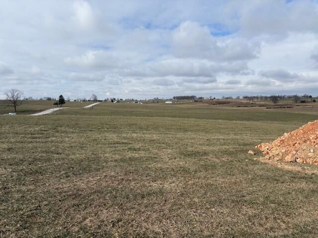 1757 Fr 1200, Crane, MO 65633