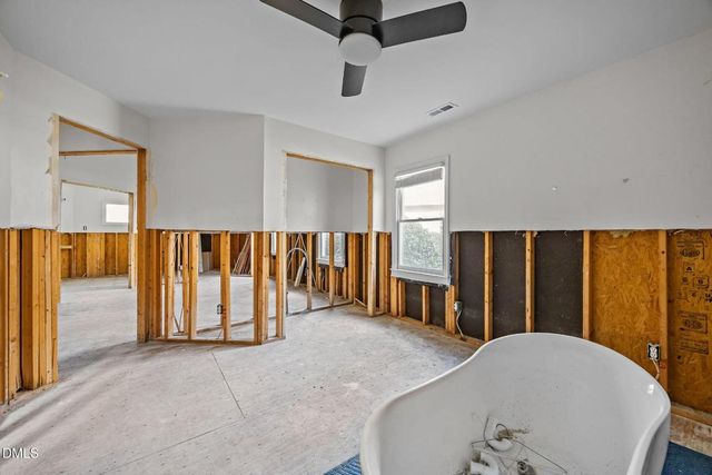 105 Riverbirch Point, Carrboro, NC 27510