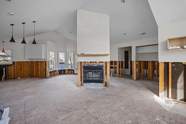 105 Riverbirch Point, Carrboro, NC 27510