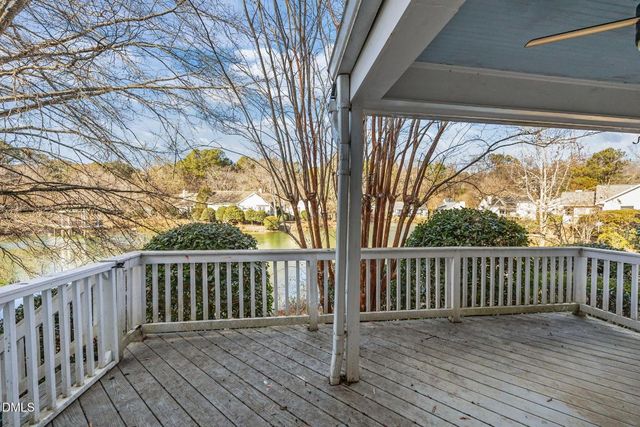 105 Riverbirch Point, Carrboro, NC 27510
