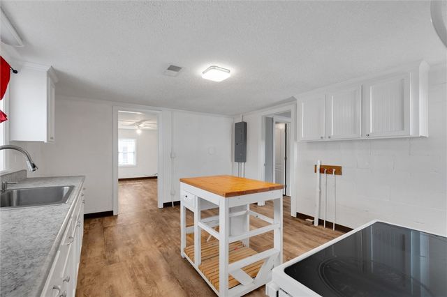 20 Sanders Street, Honea Path, SC 29654