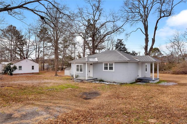 20 Sanders Street, Honea Path, SC 29654