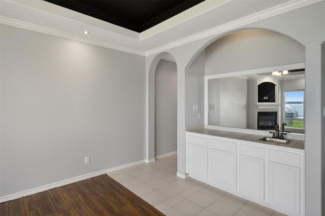 16 Regency Point, Conroe, TX 77356