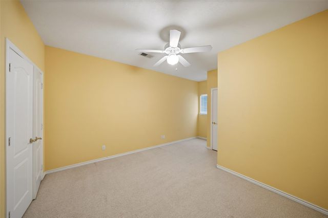 16 Regency Point, Conroe, TX 77356