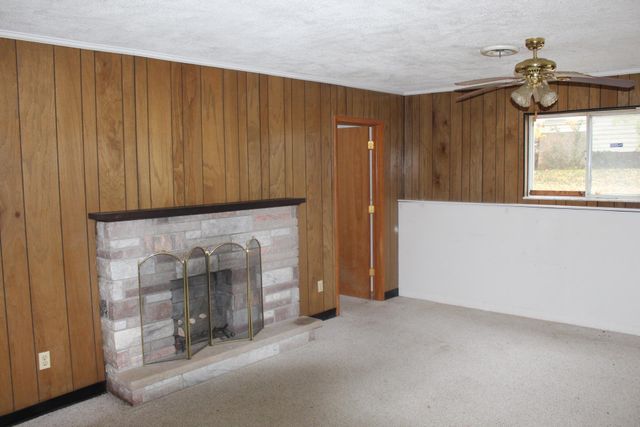 1314 Pinehurst Avenue, Flint, MI 48503