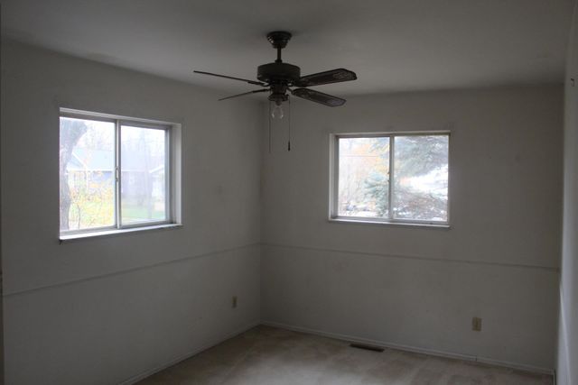 1314 Pinehurst Avenue, Flint, MI 48503