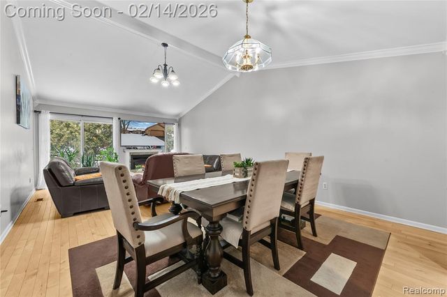 2162 London Bridge Drive, Rochester Hills, MI 48307