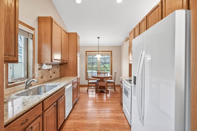 13760 Fenwick Circle, Eden Prairie, MN 55346