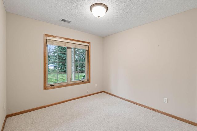 13760 Fenwick Circle, Eden Prairie, MN 55346