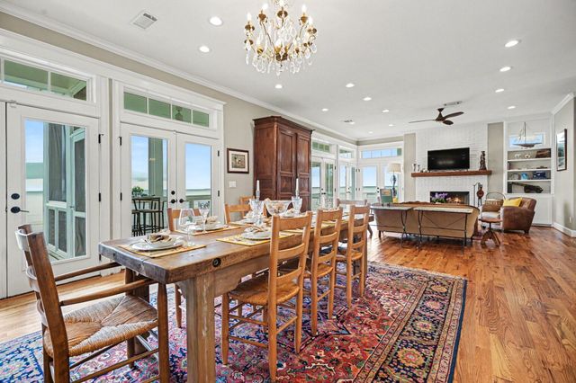 4522 Tharp Drive, Seabrook, TX 77586