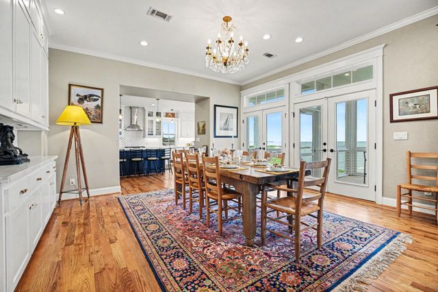 4522 Tharp Drive, Seabrook, TX 77586