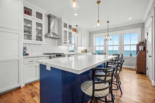 4522 Tharp Drive, Seabrook, TX 77586