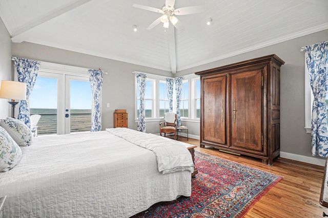 4522 Tharp Drive, Seabrook, TX 77586