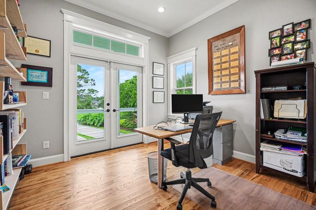 4522 Tharp Drive, Seabrook, TX 77586
