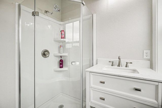 4522 Tharp Drive, Seabrook, TX 77586