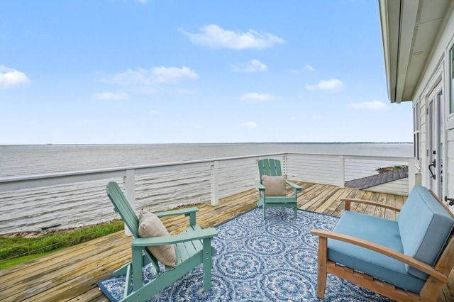 4522 Tharp Drive, Seabrook, TX 77586
