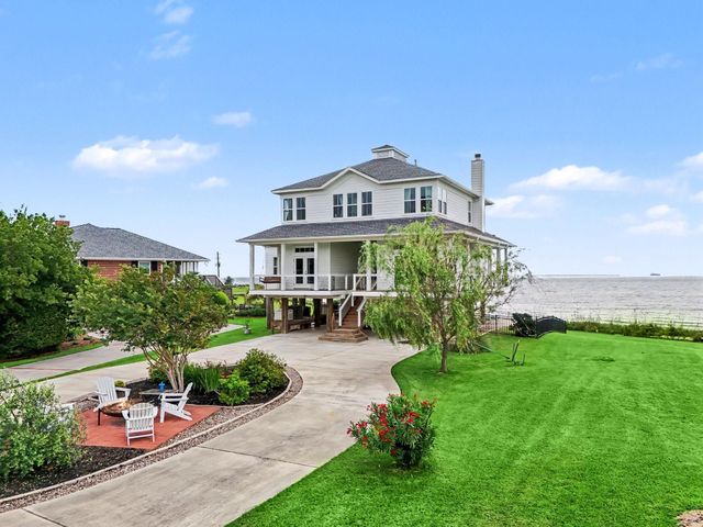 4522 Tharp Drive, Seabrook, TX 77586