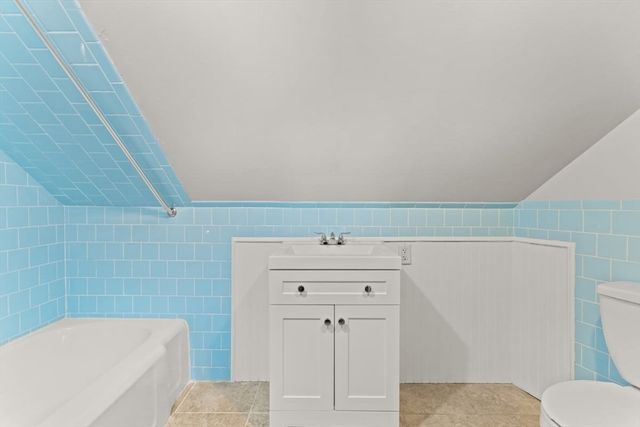 292 Prospect St, Stoughton, MA 02072