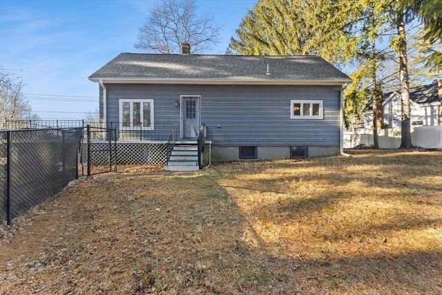 292 Prospect St, Stoughton, MA 02072