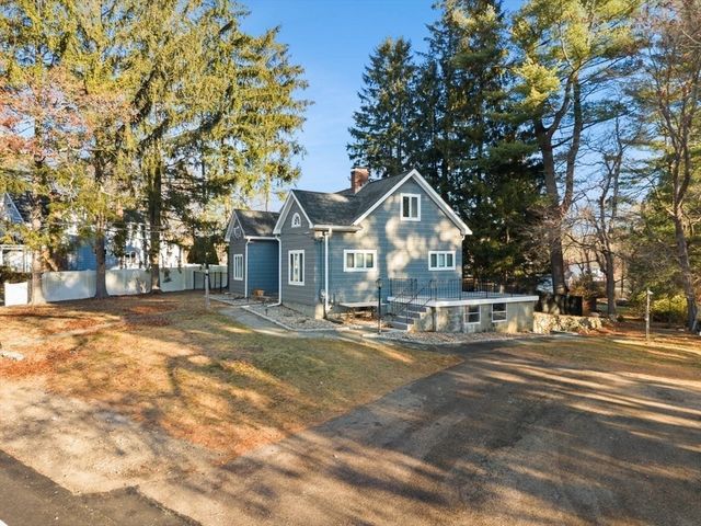 292 Prospect St, Stoughton, MA 02072